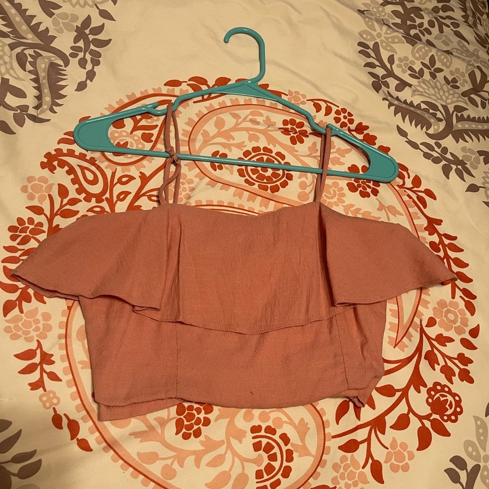 Essue Pink Crop Top